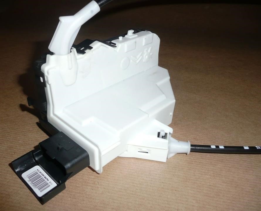 Citroen/Peugeot Door lock – price 524 PLN