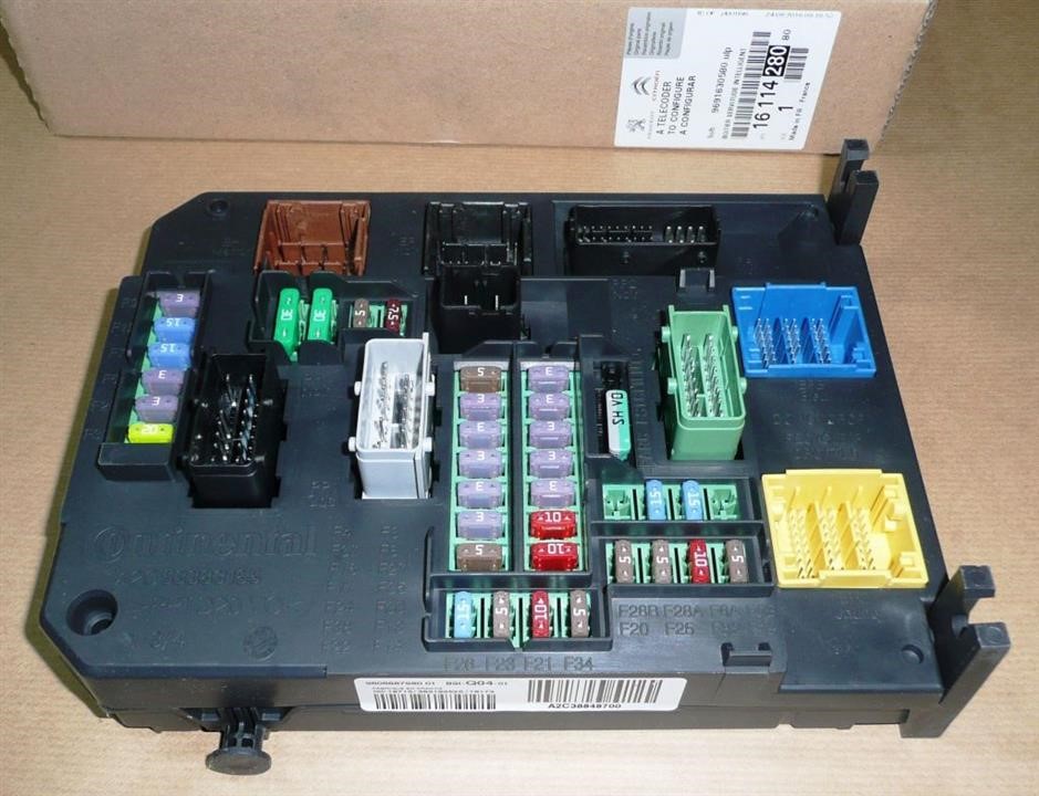 1611428080 Citroen/Peugeot Fuse box