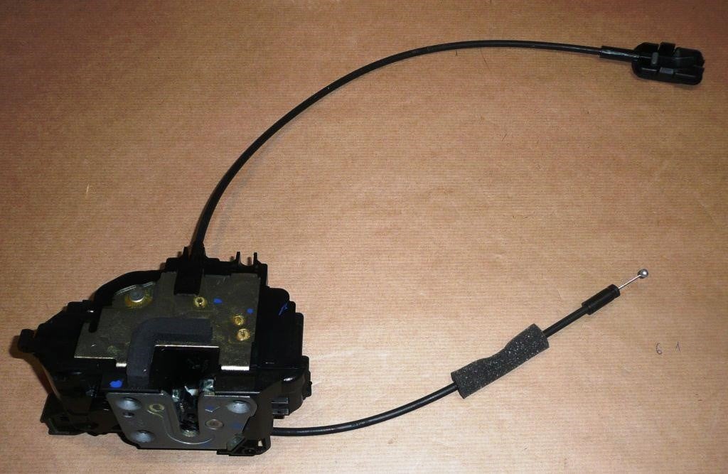 Buy Renault 8200300125 – good price at EXIST.AE!