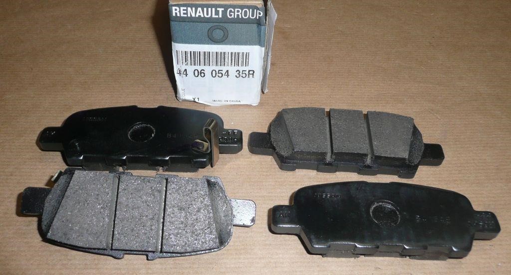 Renault 44 06 054 35R Disc brake pad set 440605435R