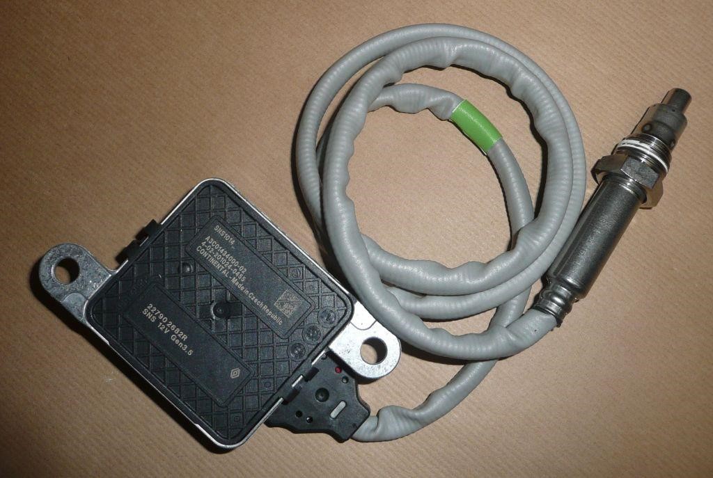Auto part Renault 22 79 026 82R