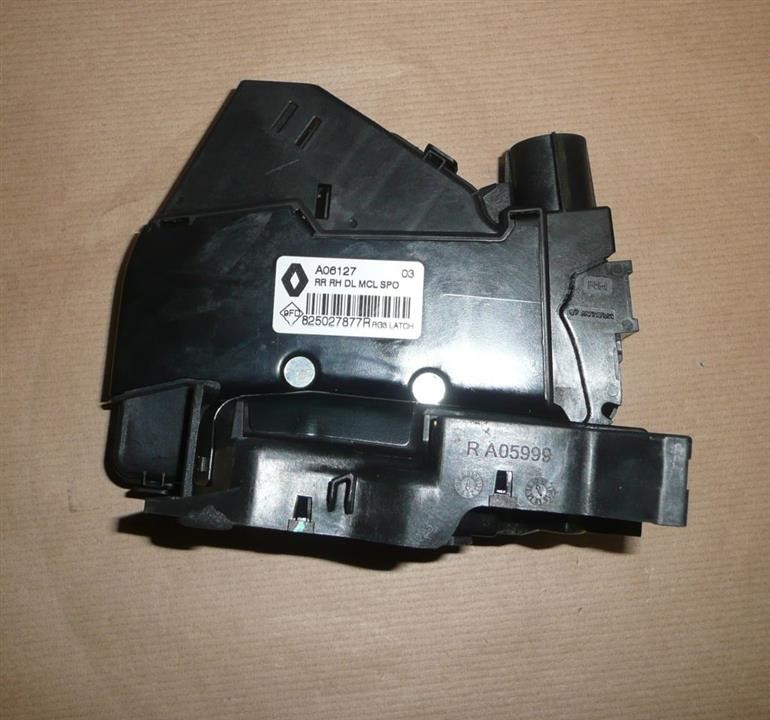 Buy Renault 825027877R – good price at EXIST.AE!