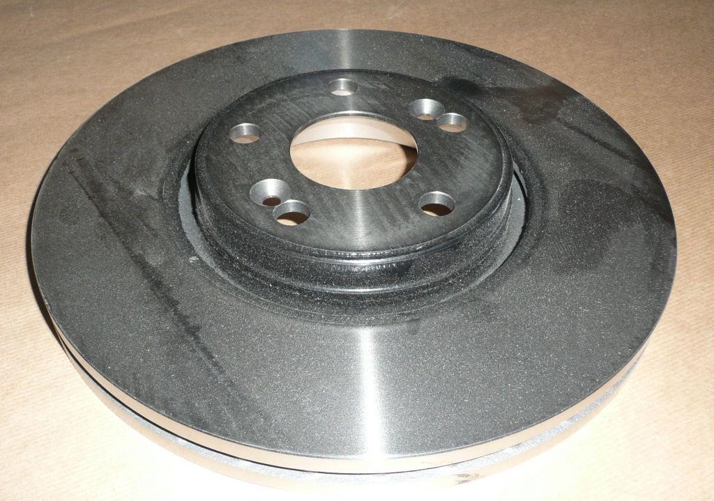 Brake disk Renault 82 01 695 234