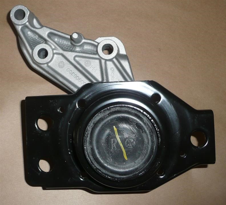 Renault Engine mount – price 636 PLN