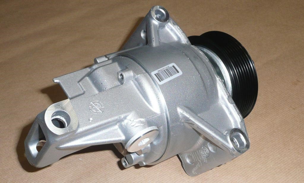 Renault Compressor, air conditioning – price 3669 PLN