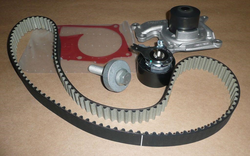Renault TIMING BELT KIT WITH WATER PUMP – price 714 PLN