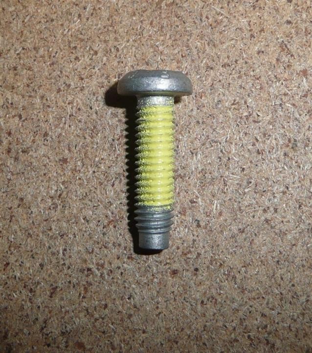Screw Citroen/Peugeot 9181 L4