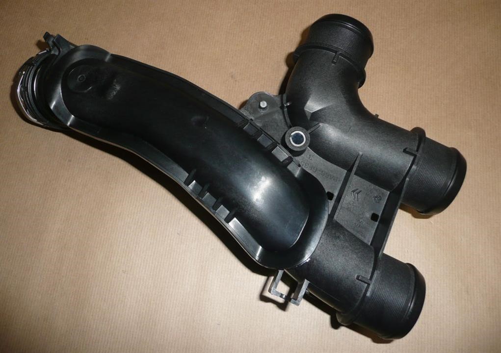 Citroen/Peugeot Intercooler pipe – price 195 PLN