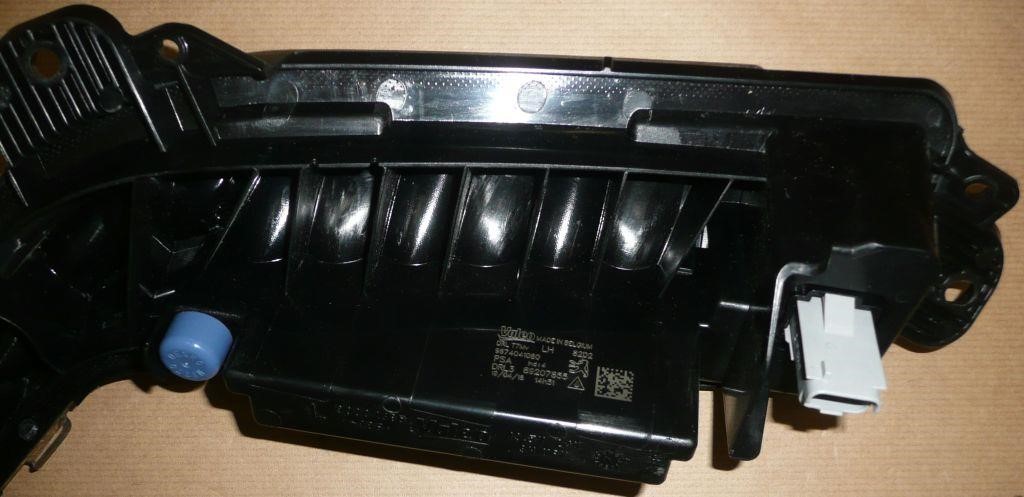 Position lamp left Citroen/Peugeot 6208 X4