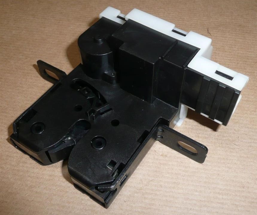 Auto part Renault 82 00 000 894