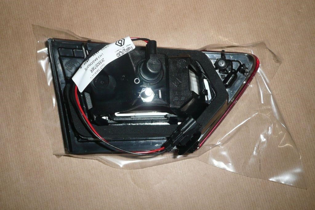 Buy Renault 26 55 057 96R at a low price in United Arab Emirates!