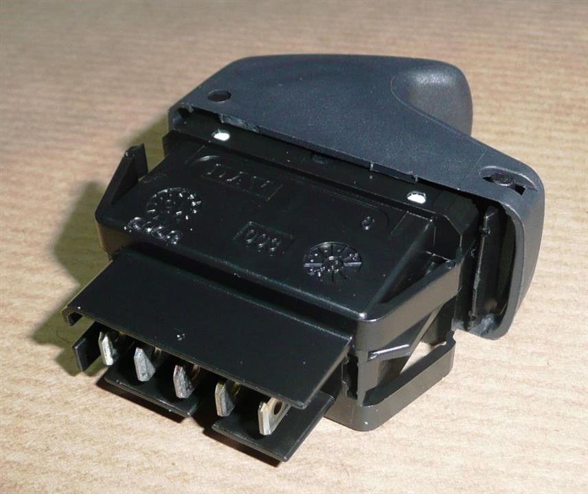 Buy Renault 8200467793 – good price at EXIST.AE!