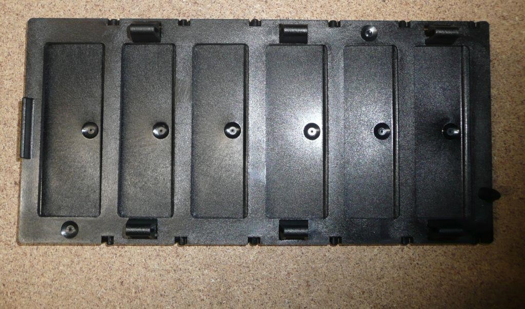 Trim bumper Citroen/Peugeot 1308 V4