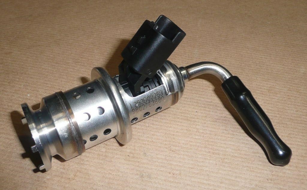 AdBlue fluid injection nozzle Citroen/Peugeot 98 027 638 80