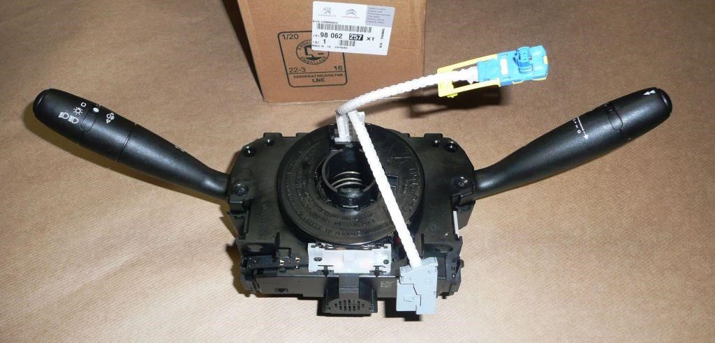 Citroen/Peugeot 98 062 257 XT Auto part 98062257XT 98062257XT Citroen/Peugeot Auto part