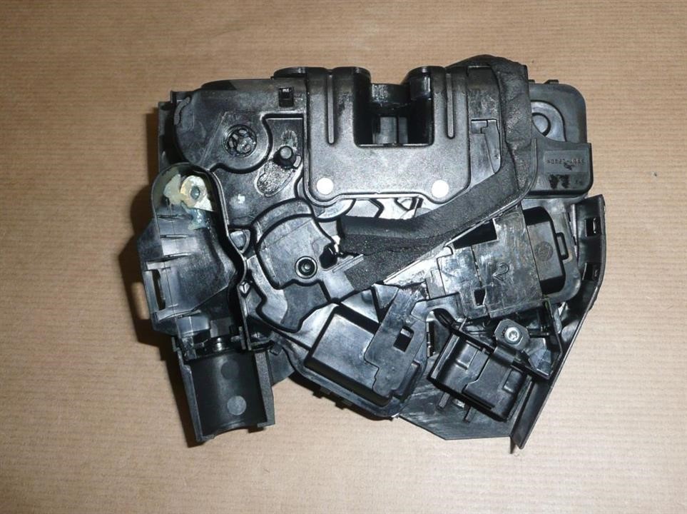 Buy Renault 82 50 356 59R at a low price in United Arab Emirates!