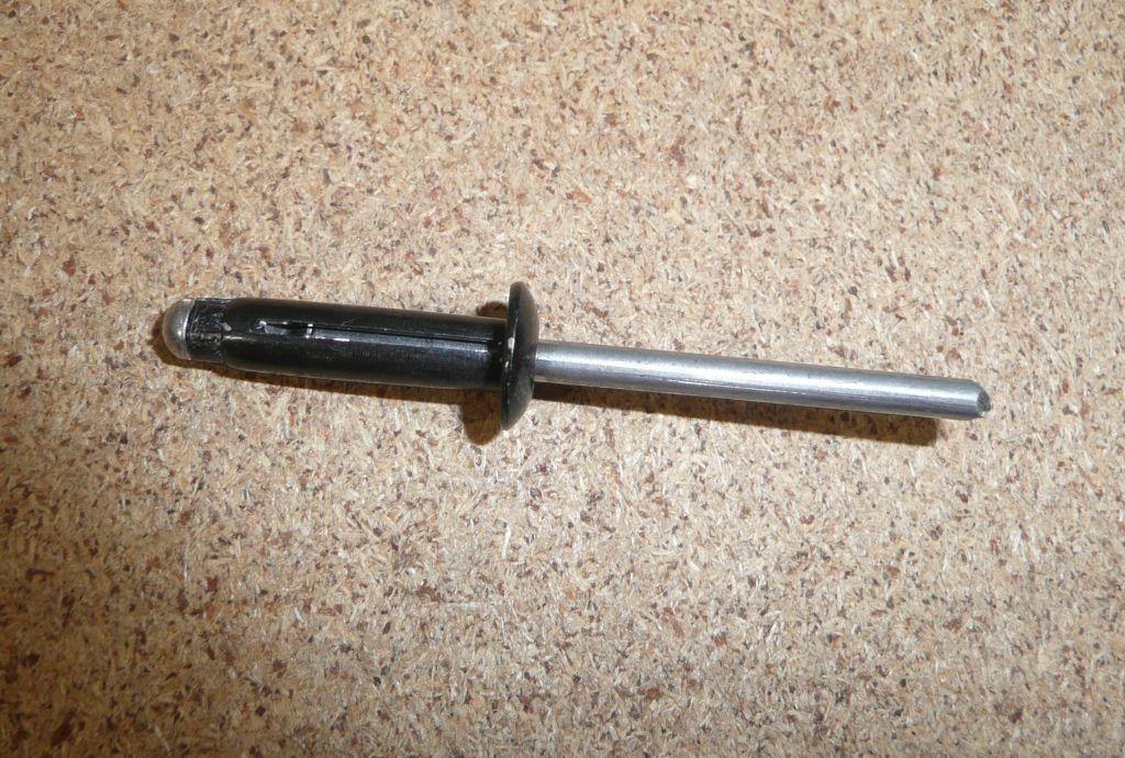 Rivet Citroen/Peugeot 6970 45