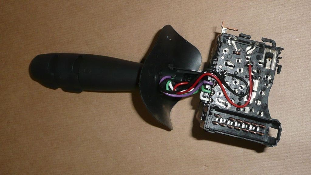 Renault Switch – price 784 PLN