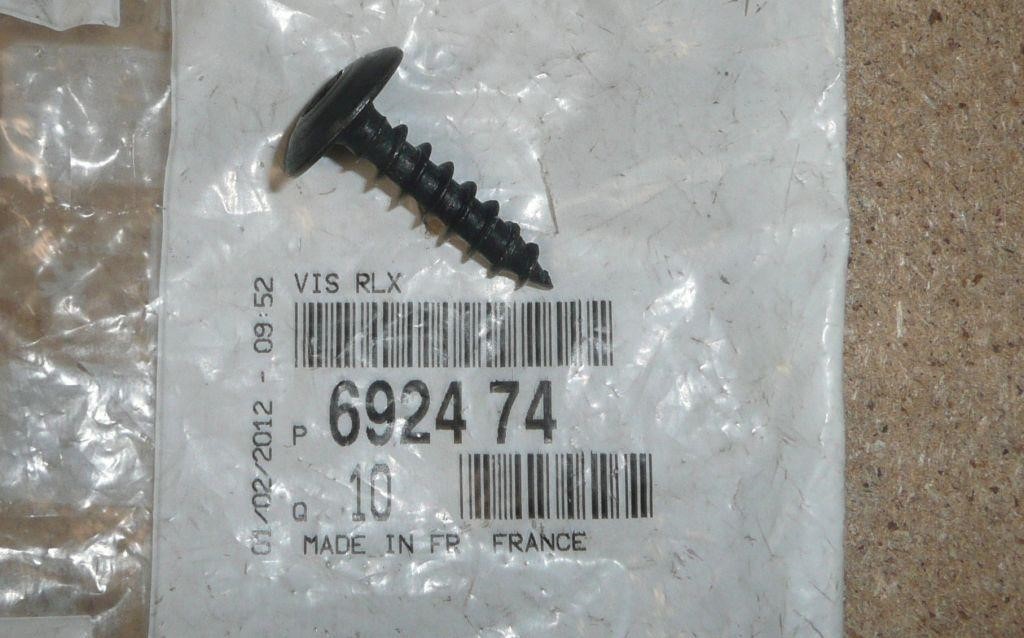 Screw Citroen/Peugeot 6924 74