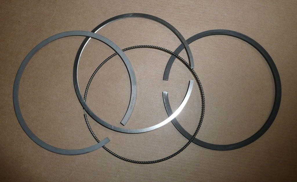 Piston Ring Kit Renault 77 01 474 973