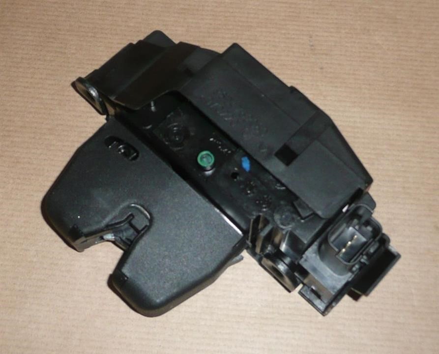 Citroen/Peugeot Door lock – price 268 PLN