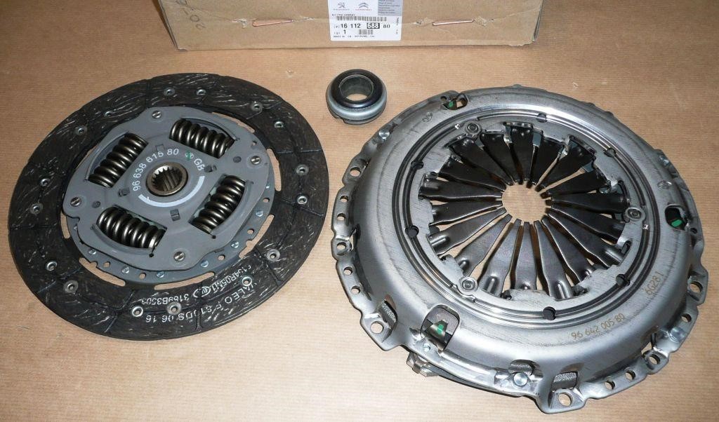 Citroen/Peugeot 16 112 688 80 Clutch kit 1611268880 1611268880 Citroen/Peugeot Clutch kit