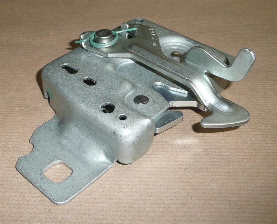Buy Renault 8200257616 – good price at EXIST.AE!