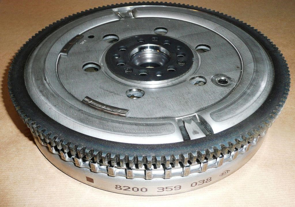 Buy Renault 77 01 475 946 at a low price in United Arab Emirates!
