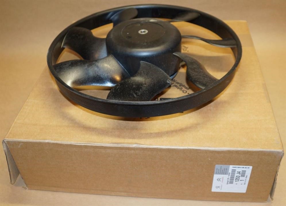 Citroen/Peugeot 1253 J4 Hub, engine cooling fan wheel 1253J4