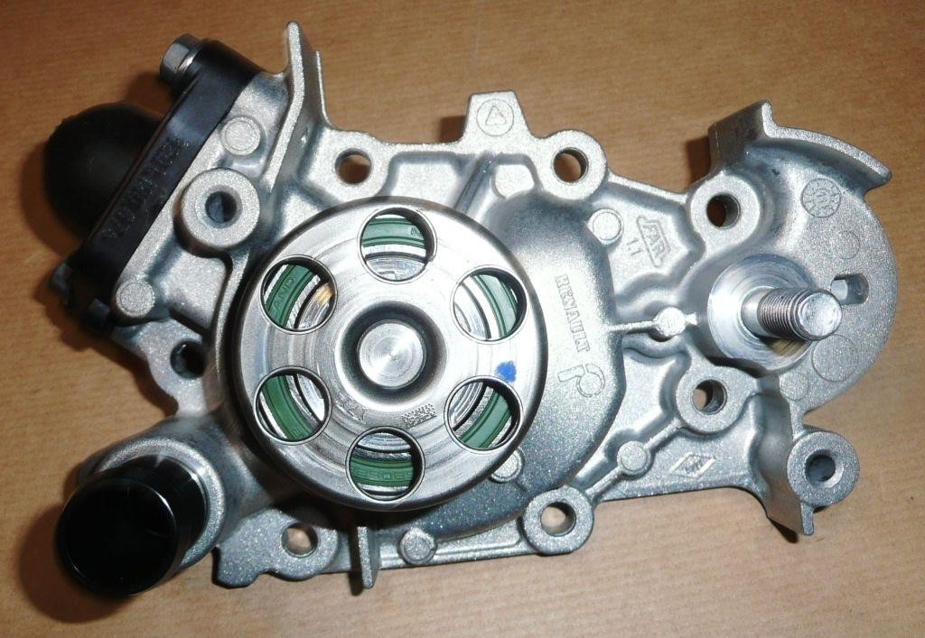 Renault Water pump – price [object Object] PLN