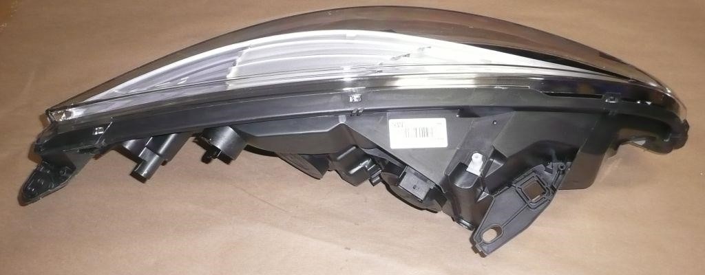 Renault Headlamp – price [object Object] PLN