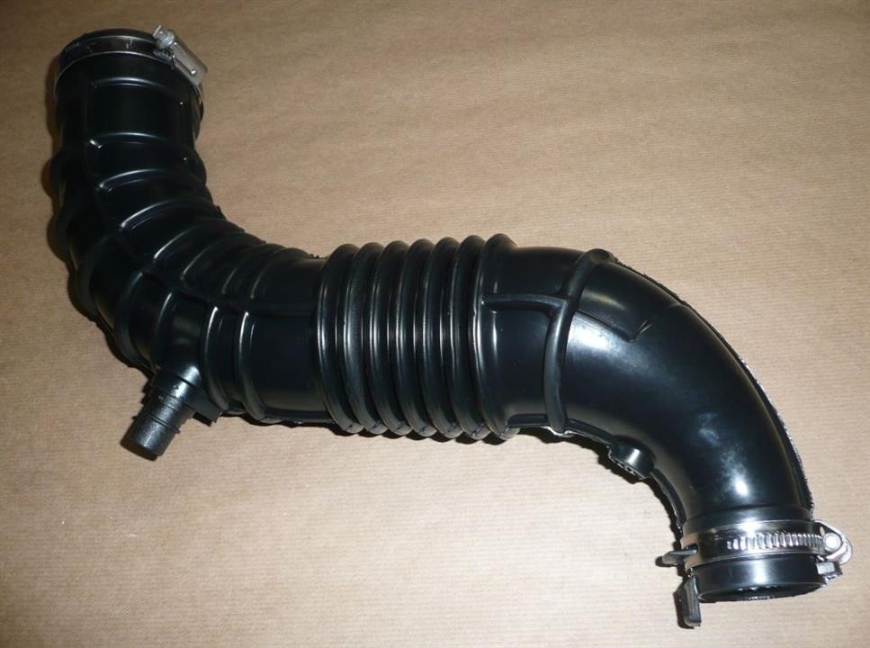 Refrigerant pipe Renault 82 00 500 384