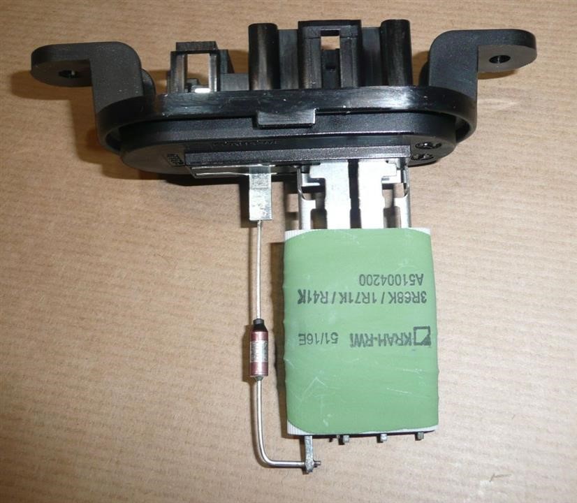 Buy Renault 271500889R – good price at EXIST.AE!