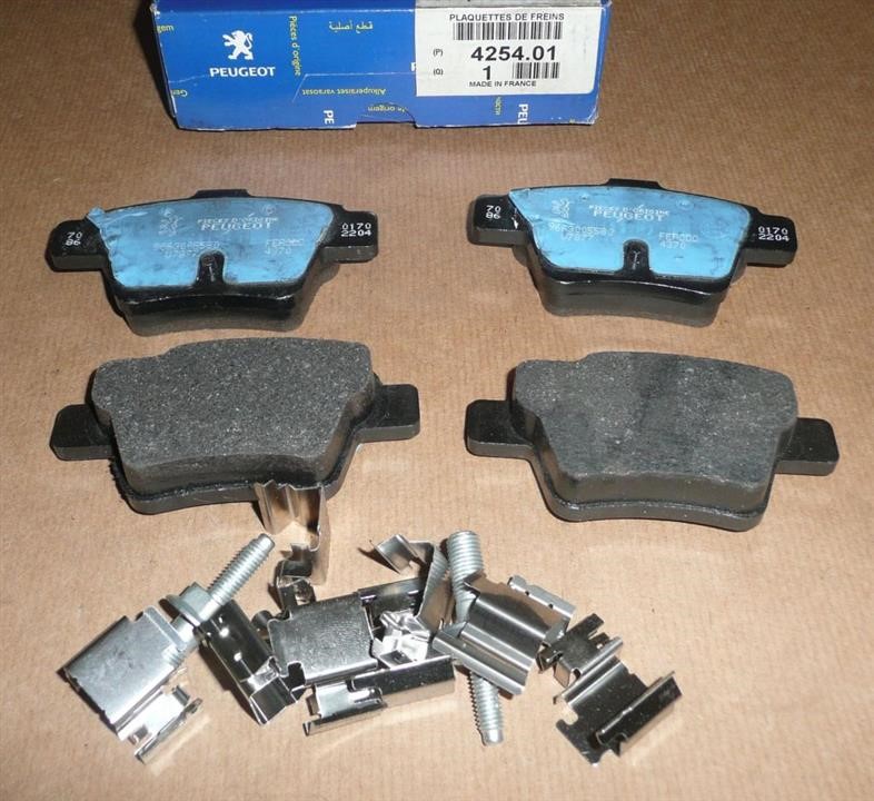 Citroen/Peugeot 4254 01 Brake Pad Set, disc brake 425401