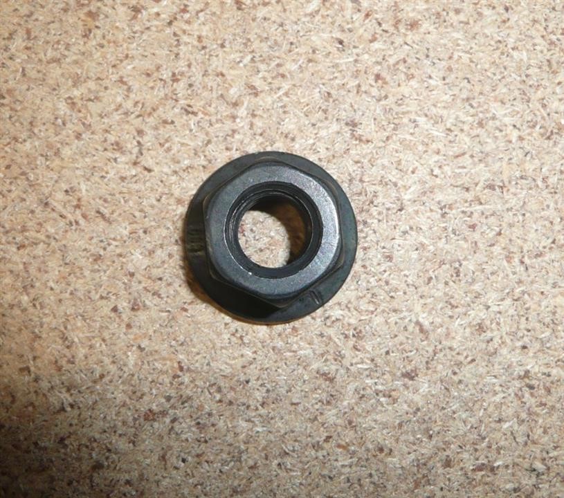 Nut Citroen/Peugeot 6936 51