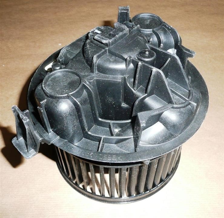 Renault Cabin ventilation motor – price 543 PLN