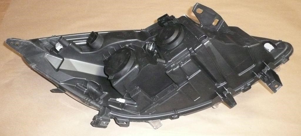 Headlamp Renault 26 06 056 28R