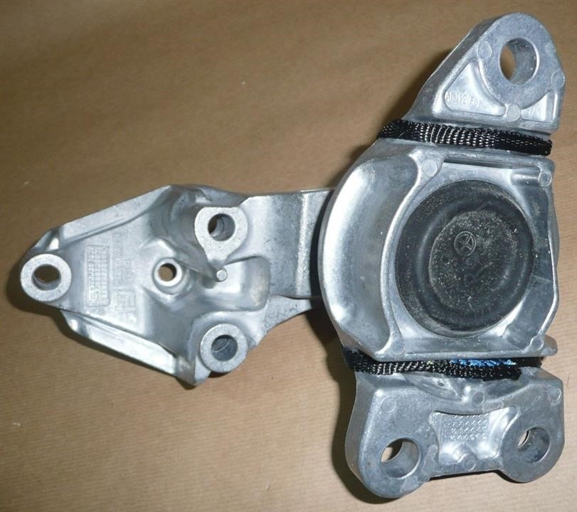 Buy Renault 11 21 000 21R at a low price in United Arab Emirates!