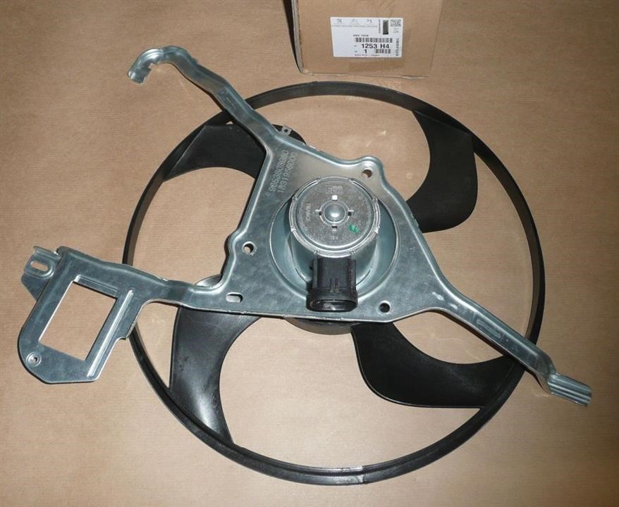 Citroen/Peugeot 1253 H4 Hub, engine cooling fan wheel 1253H4