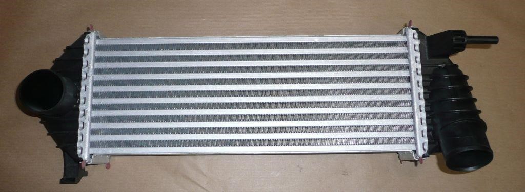 Intercooler, charger Renault 82 00 382 109