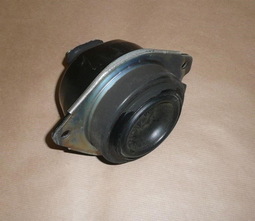 Engine mount right Renault 82 00 181 590
