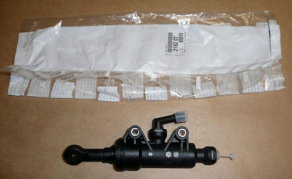 Master cylinder, clutch Citroen/Peugeot 2182 07