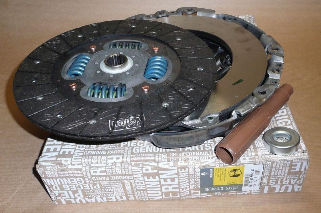 Renault 77 11 368 149 Clutch Kit 7711368149 7711368149 Renault Clutch Kit
