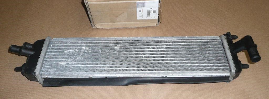 Engine cooling radiator Peugeot 3008: 1330Z1 Citroen/Peugeot Engine cooling radiator