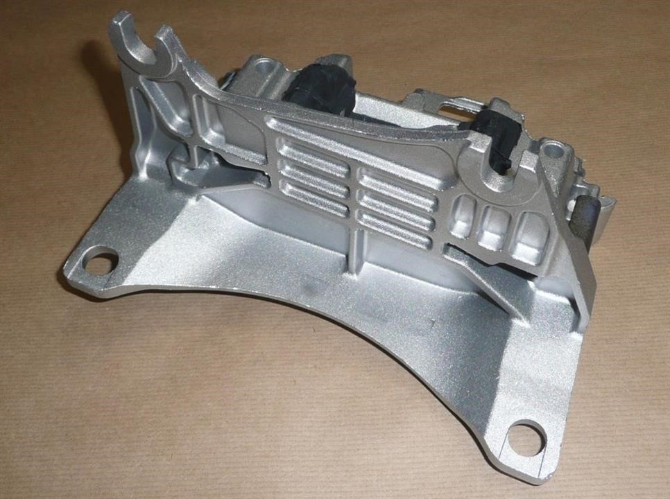 Buy Renault 11 22 000 14R at a low price in United Arab Emirates!