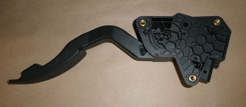 Buy Renault 180050003R – good price at EXIST.AE!