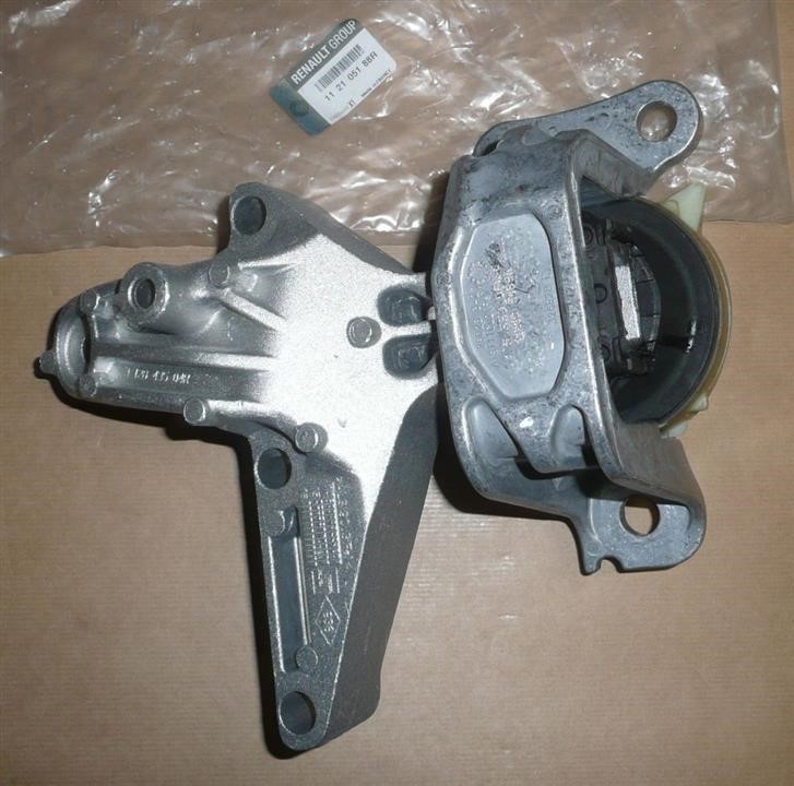 Renault 11 21 051 88R Engine mount right 112105188R