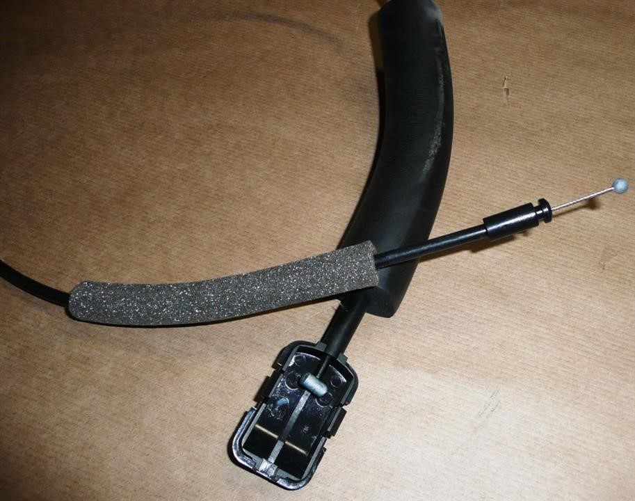 Buy Renault 825028873R – good price at EXIST.AE!