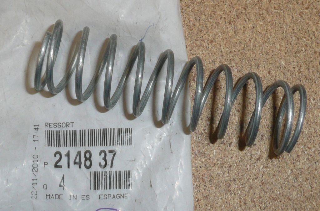 Clutch pedal spring Citroen/Peugeot 2148 37