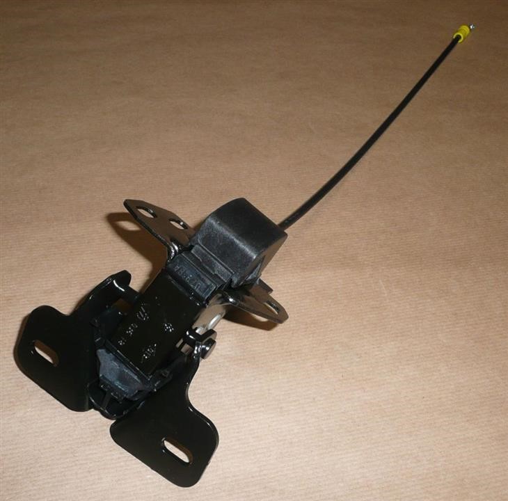 Door lock Renault 82 00 661 149